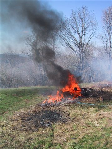 Brûlage à l'air libre et enfouissement